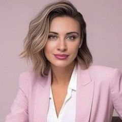 Sofia Crenshaw Realtor