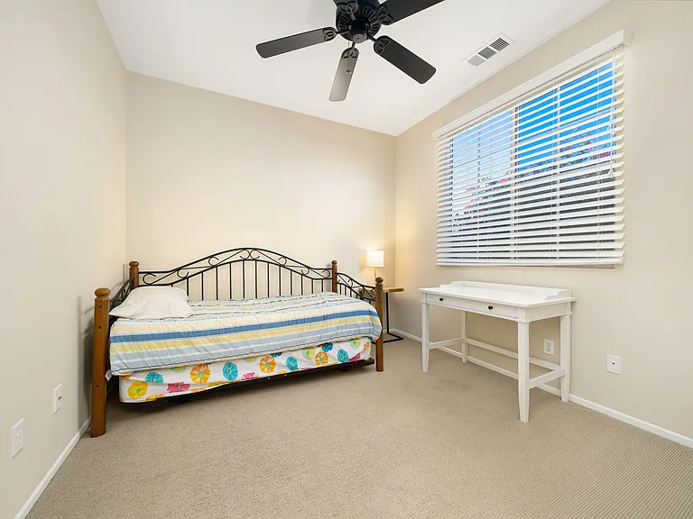 79700 Desert Willow St — Photo 34
