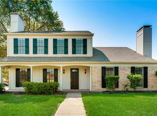 910 Melissa Ln, Garland, TX 75040