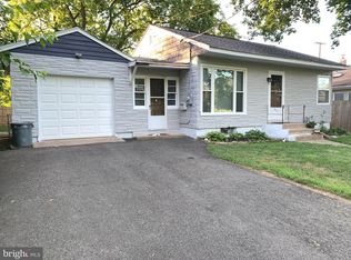 895 Lower Ferry Rd, Ewing, NJ 08628