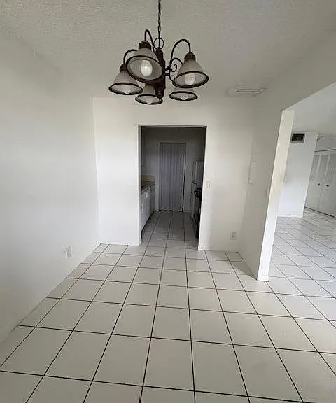 500 NE 2nd St #427 — Photo 5