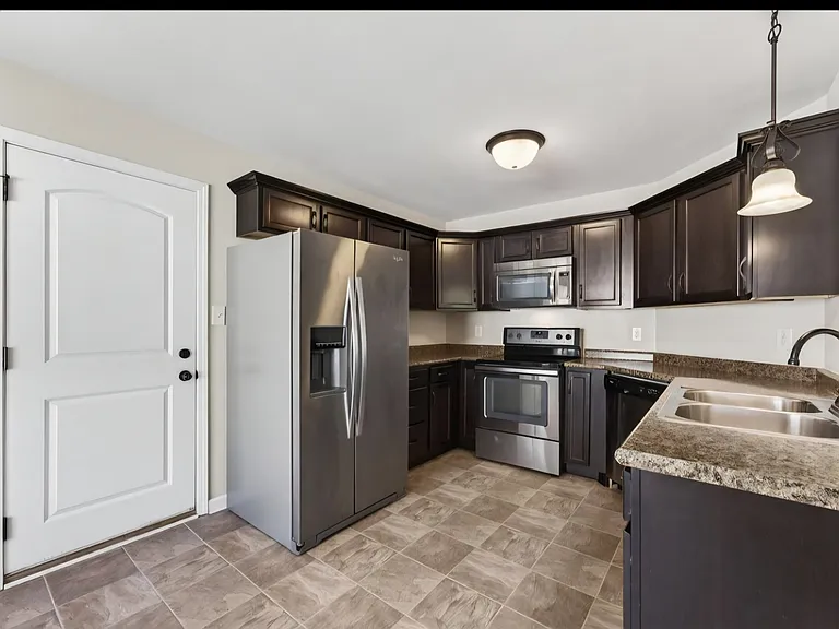 2602 Alex Overlook Way — Photo 8