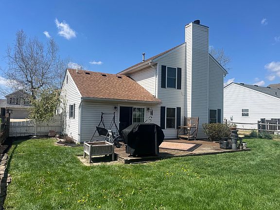 3rd image of 620 Cedar Knoll Pl