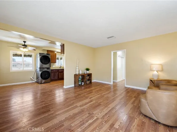 721 Larch St APT 12, Inglewood, CA 90301