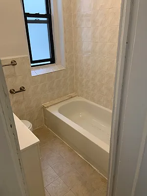 Rented by Chana Ofek, LREB | media 15