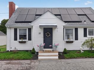 37 Blakely Ct, Fall River, MA 02720