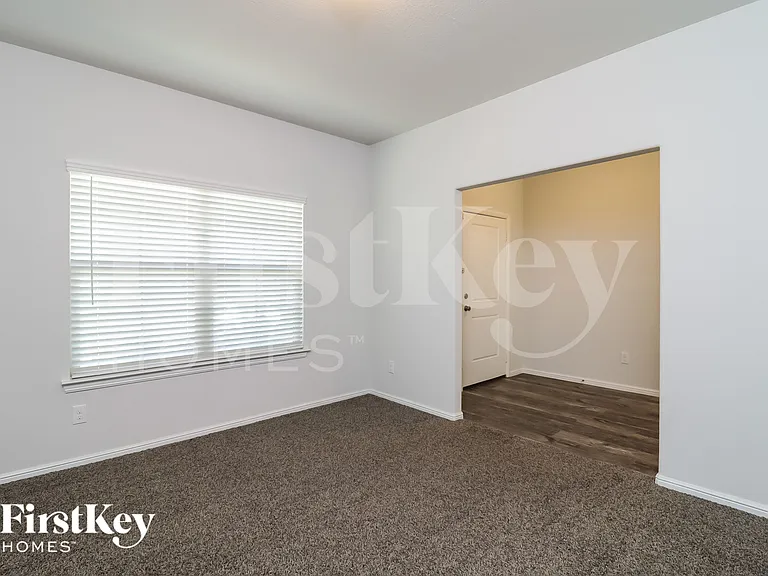 4701 Feltleaf Ave — Photo 4