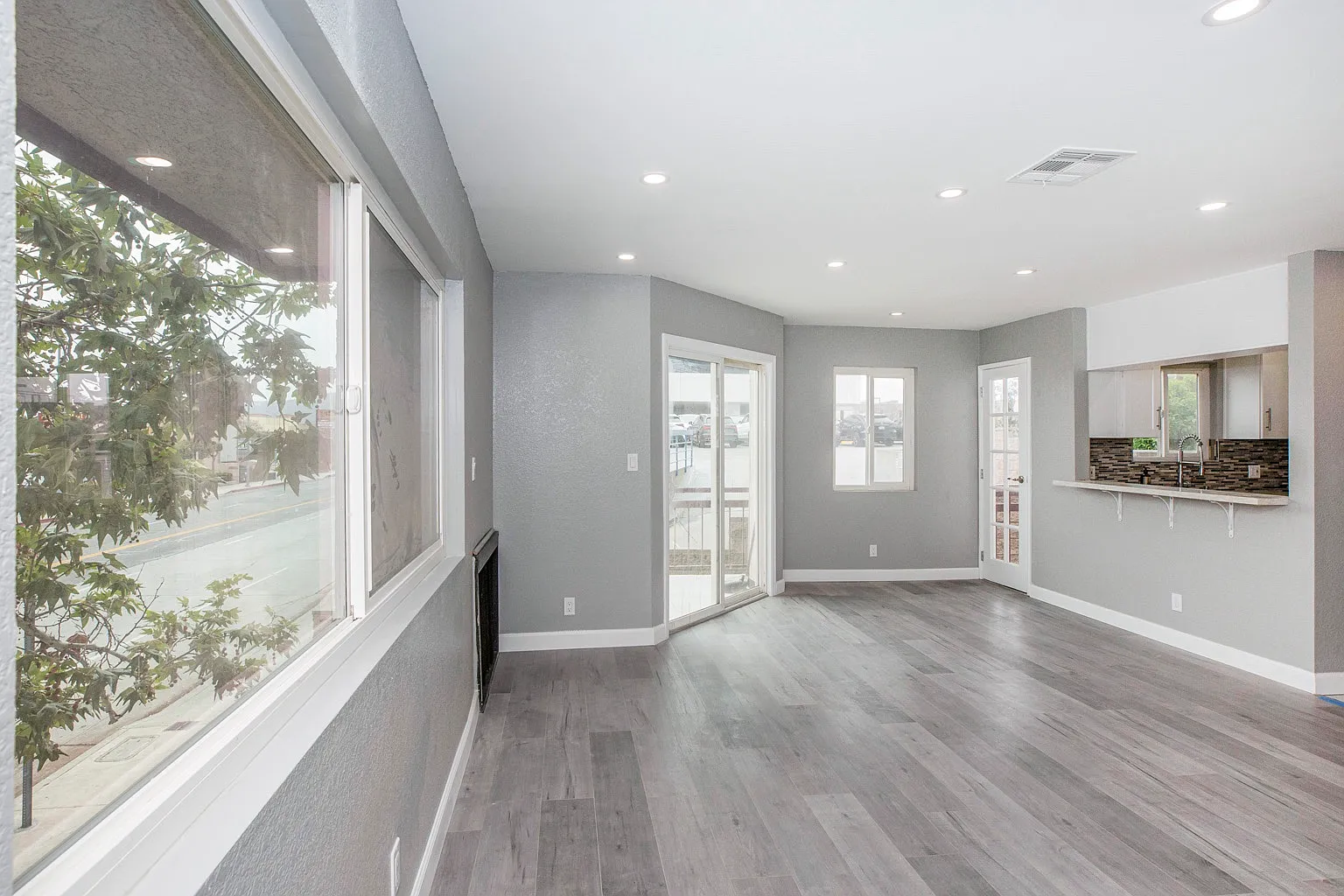 Mariposa St, Glendale — Photo 4