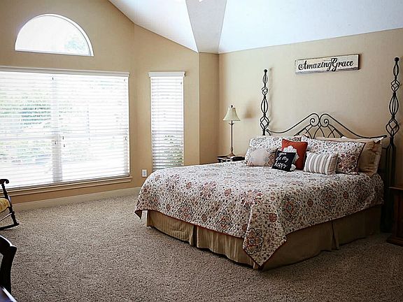 2nd image of 5118 Riverstone Crossing Dr
