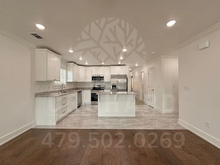 1903 E Brookview Dr — Photo 6