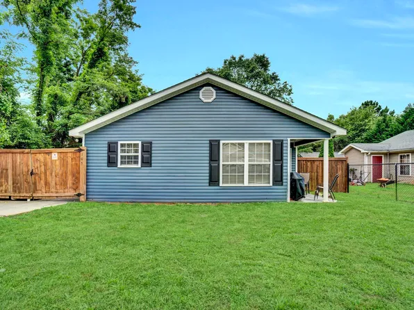 103 Jim Logan Ct, Greenville, SC 29611