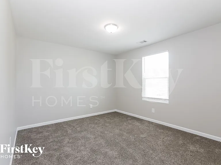 156 Alexander Ln — Photo 10