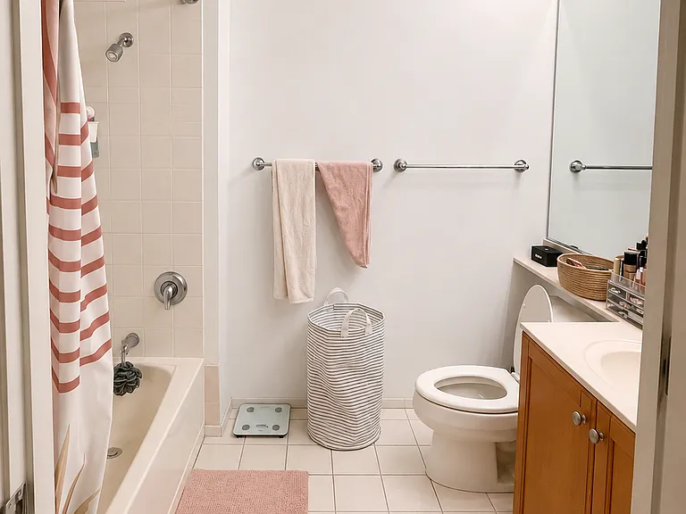 400 N La Salle Dr #2606 — Photo 13