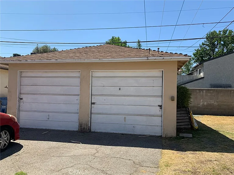 750 W Colorado Blvd — Photo 8