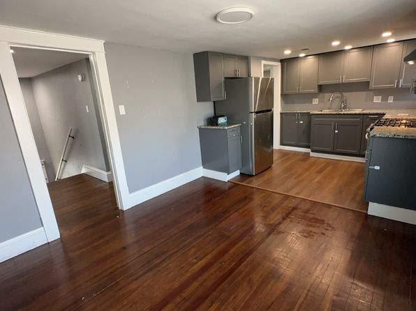 37 Minnesota Ave APT 3