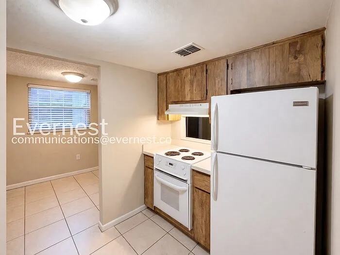 5541 Bay Blvd #301 — Photo 6