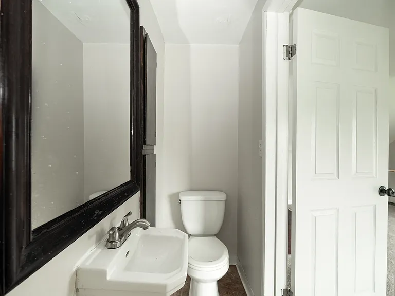 57 Hawro Pl #2 — Photo 13