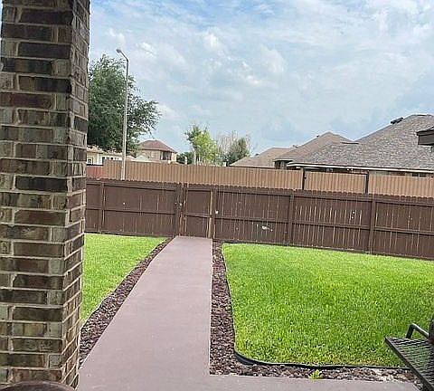 4th image of 2431 Nicole Dr