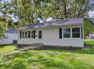 927 N 15th St, Dekalb, IL 60115