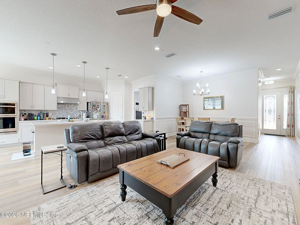 1st image of 39 STANSBURY Lane
