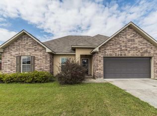 1103 Bridgetowne Ln, Breaux Bridge, LA 70517