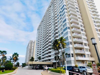 1985 S Ocean Dr APT 14M, Hallandale Beach, FL, 33009
