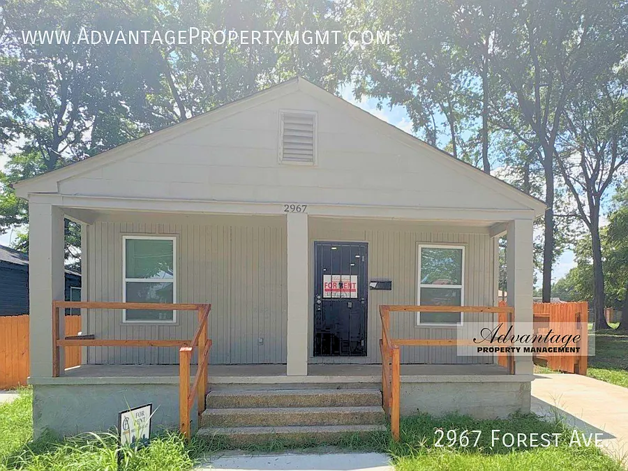 2967 Forest Ave. Memphis, TN 38112 — Photo 2