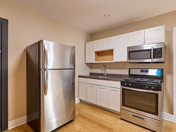 3rd image of 198 Court St #10
