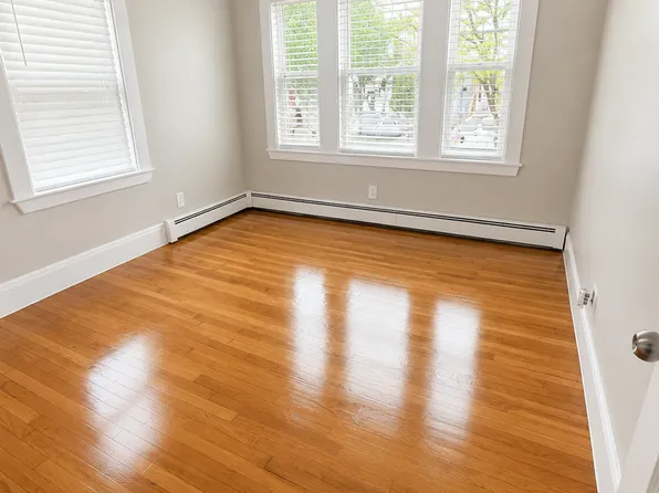 196 Washington St APT 2, Lynn, MA 01902