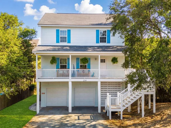 214 W Cooper Ave, Folly Beach, SC 29439