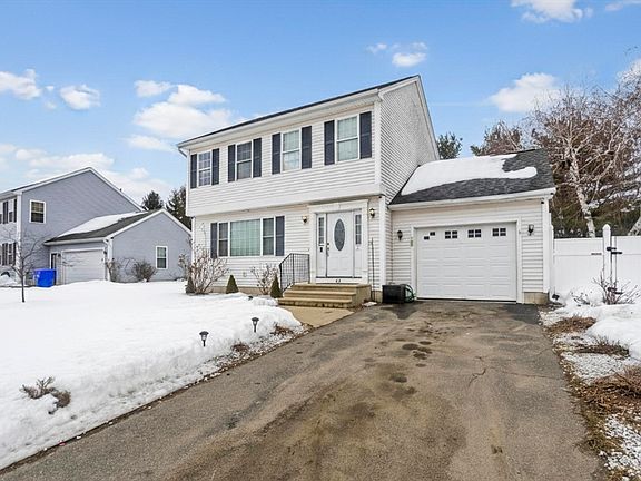 3rd image of 44 Naismith St