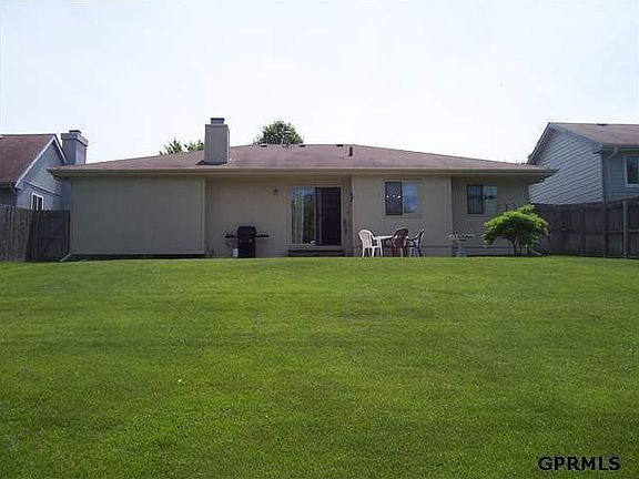 5th image of 2608 Alberta Ave