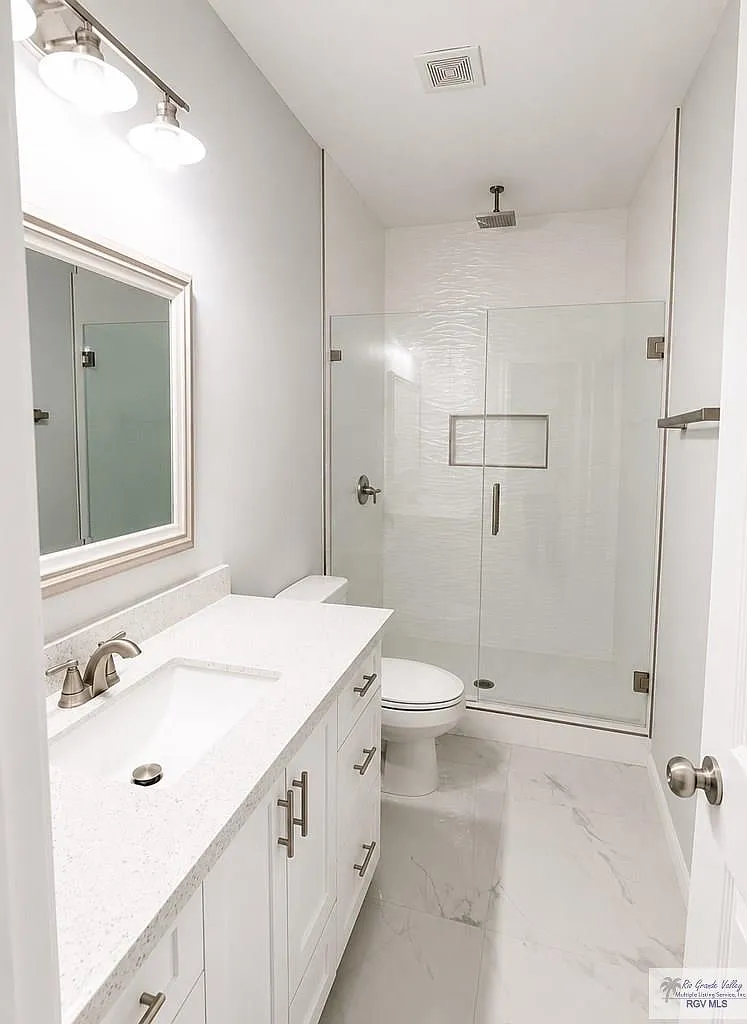 3 bed, 2.5 bath, 1250 sqft, $1,850 — Photo 4