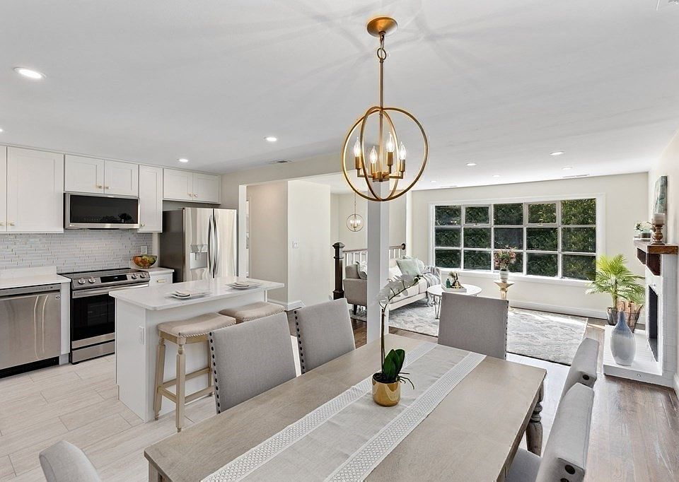 253 Elm St, Bridgewater, MA 02324 Zillow