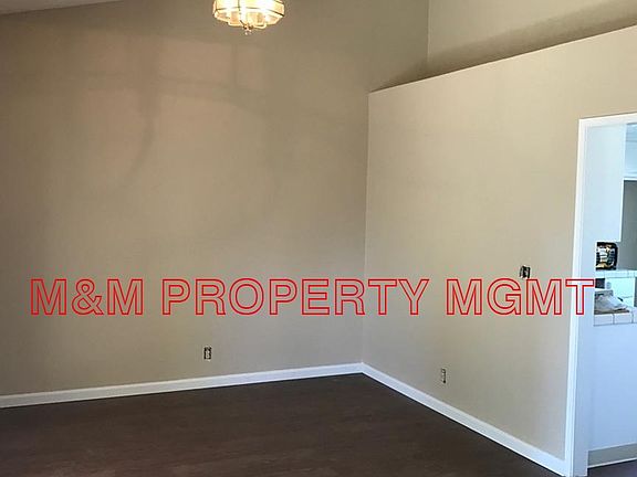 1307 Antrim Dining Room