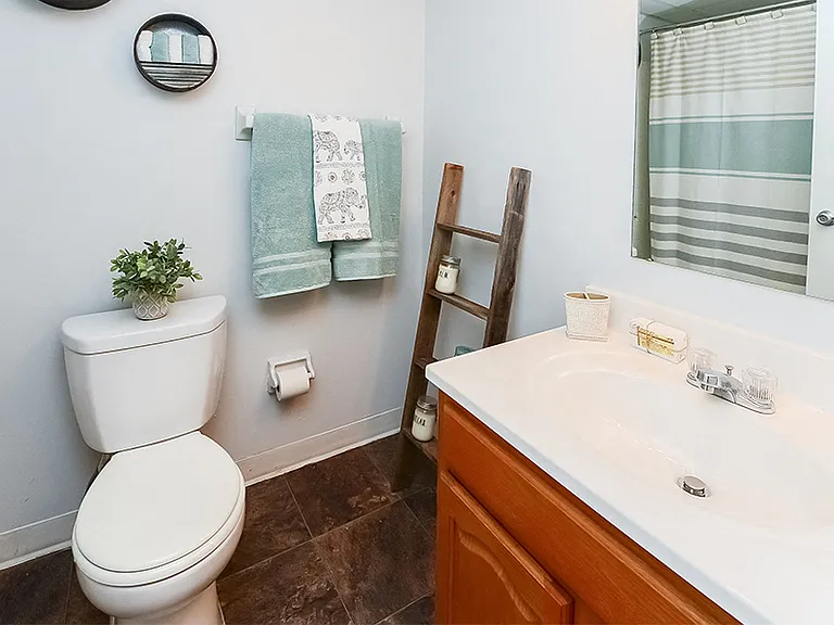 Eastampton Gardens Apartment Homes — Photo 14