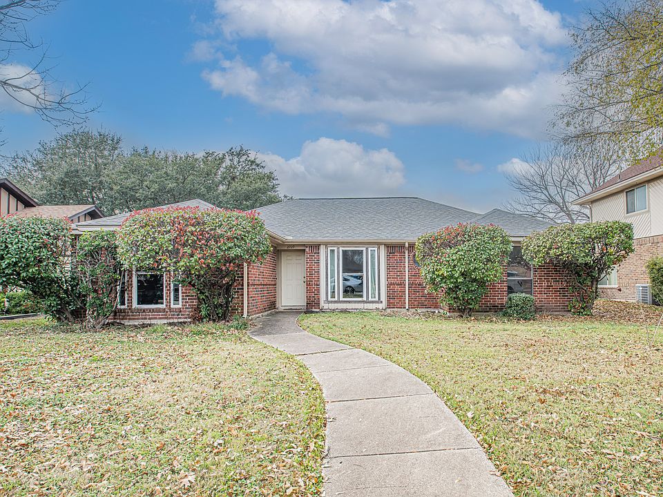 1st image of 2709 Cornell Dr