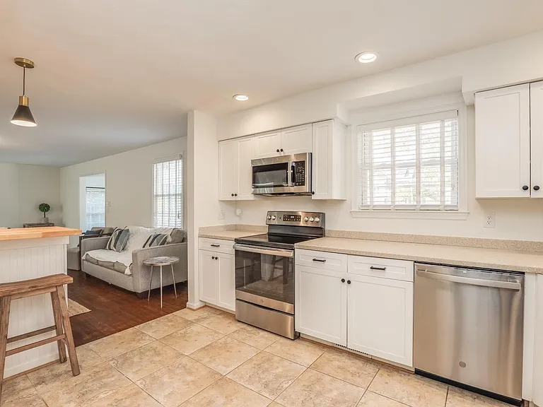 7005 Atlantic Ave — Photo 11