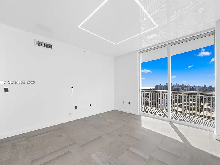 1745 Hallandale Beach Blvd #Penthouse 05W — Photo 16