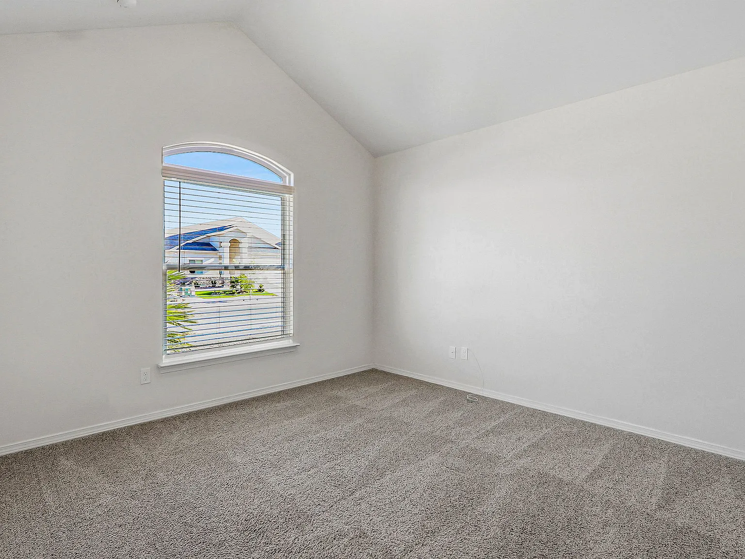 13745 Lago Vista Avenue - 1 — Photo 4