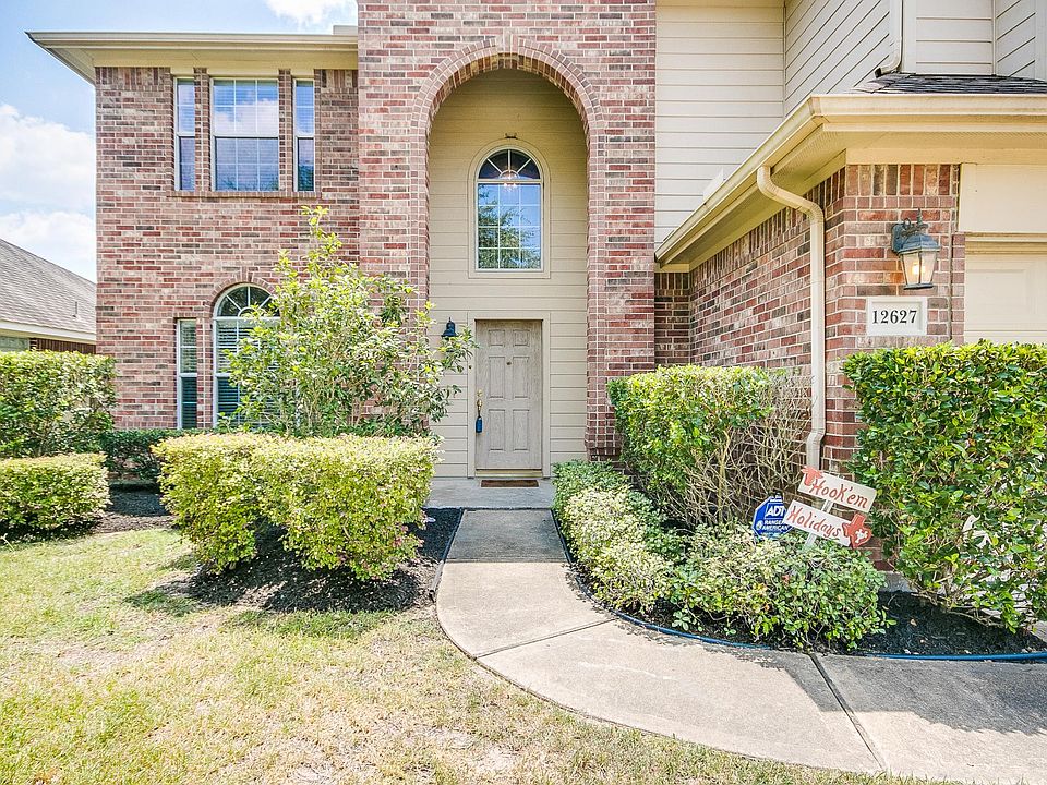 1st image of 12627 Canyon Echo Dr