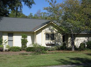 2 Thomas Walter Cir, Santee, SC 29142