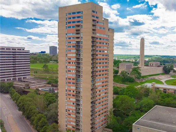 2510 Grand Blvd APT 1502, Kansas City, MO 64108