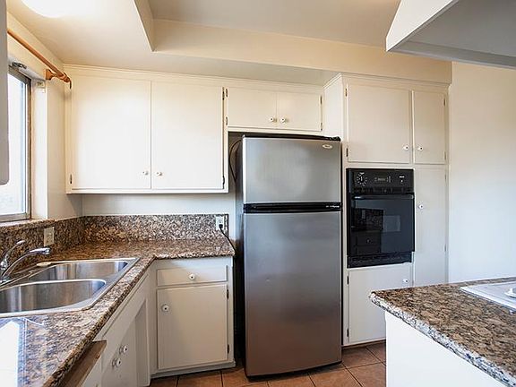5th image of 510 N Santa Anita Ave APT B