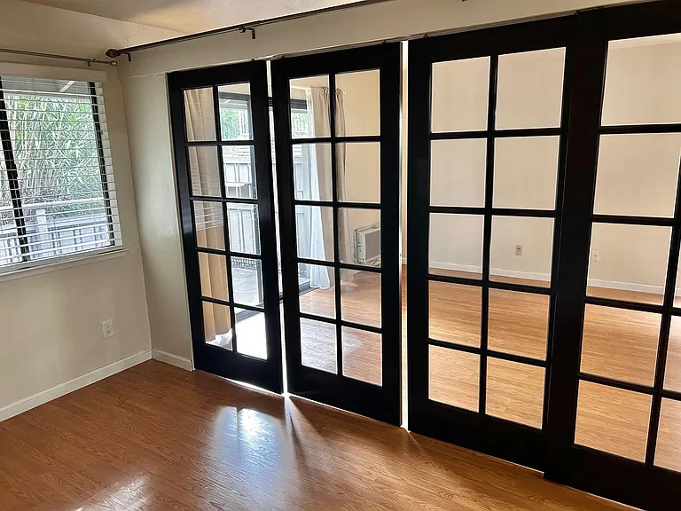 101 Kinross Dr #4 — Photo 42