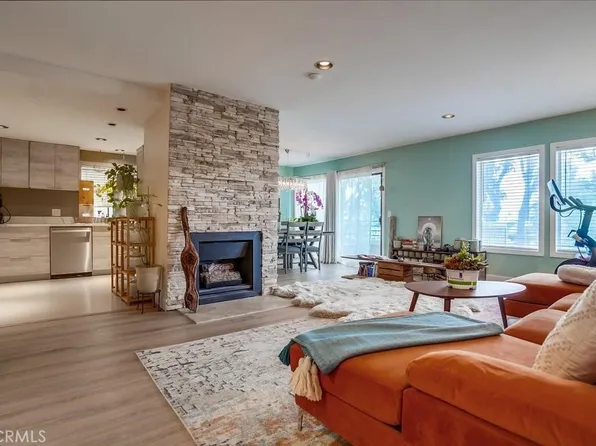 700 Esplanade APT 20, Redondo Beach, CA 90277