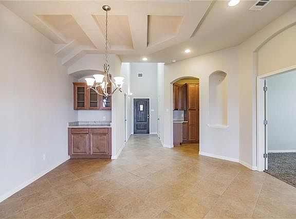 4th image of 5804 Othello Pl