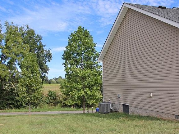 5th image of 380 Cline Rd