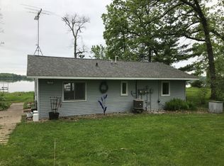 147 Golden Dr, Briggsville, WI 53920