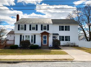 30 E Bell Ave, Pen Argyl, PA 18072